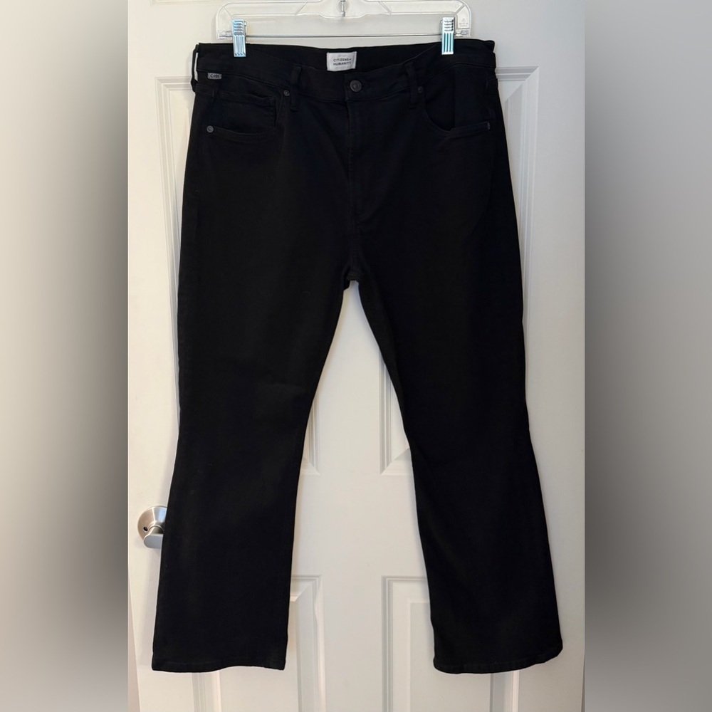 Citizens of Humanity High Waisted Isola Cropped Jeans in Black, 32